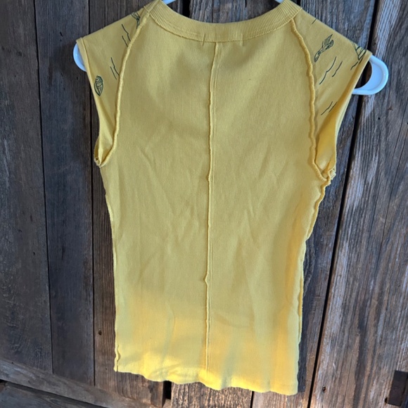 Yellow Graphic Short Sleeve Tee - Picture 7 of 8